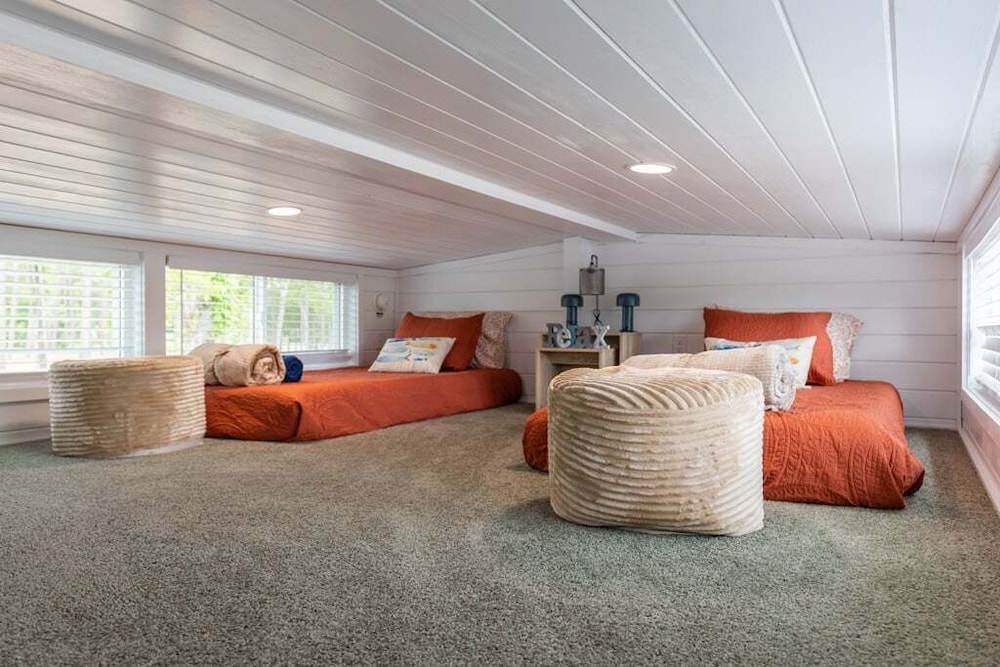 House, Multiple Beds, Patio (109 PGL) photo 3