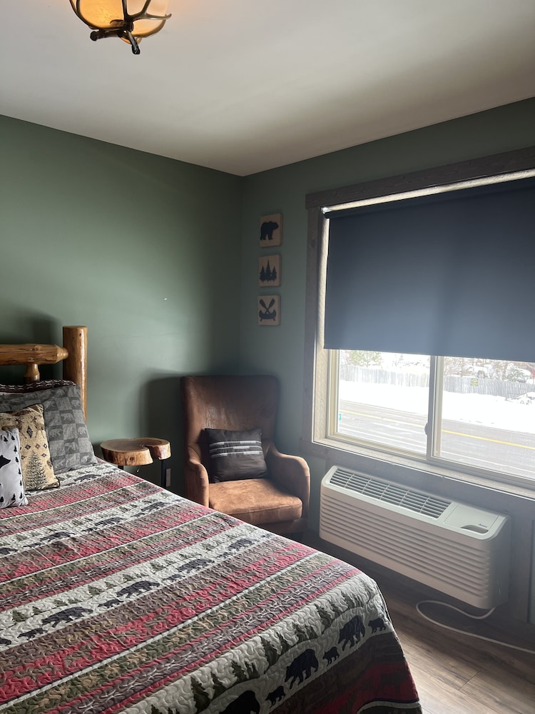 Rocky Mountain Suite photo 2