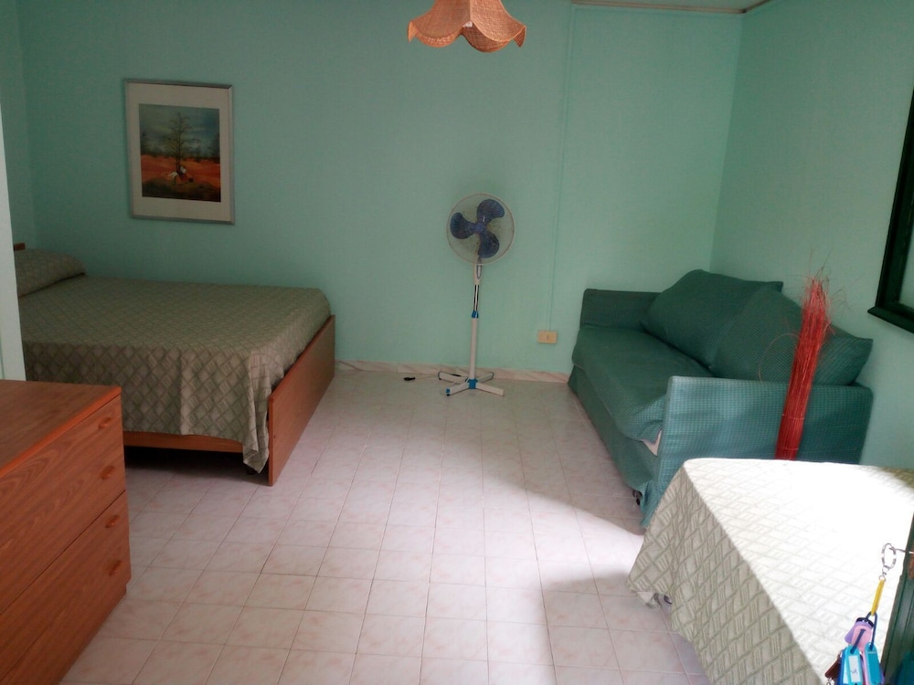 Bungalow photo 1