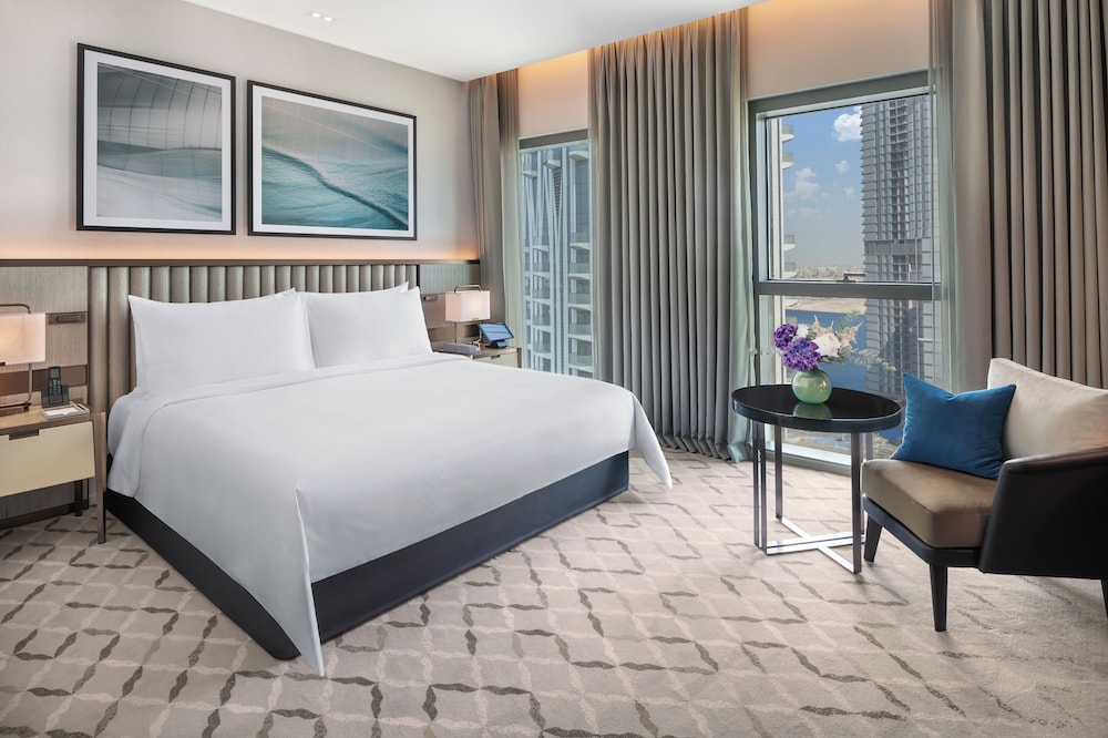 Luxurious Family Stay - Deluxe Interconnecting Rooms thumbnail 6