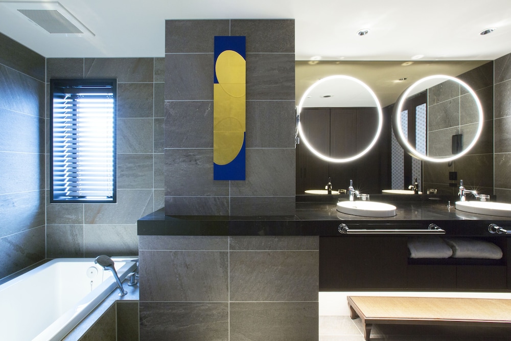 Suite Twin, Non Smoking - Photo 7