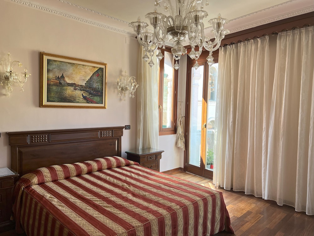 Panoramic Apartment, 2 Bedrooms, Annex Building photo 1