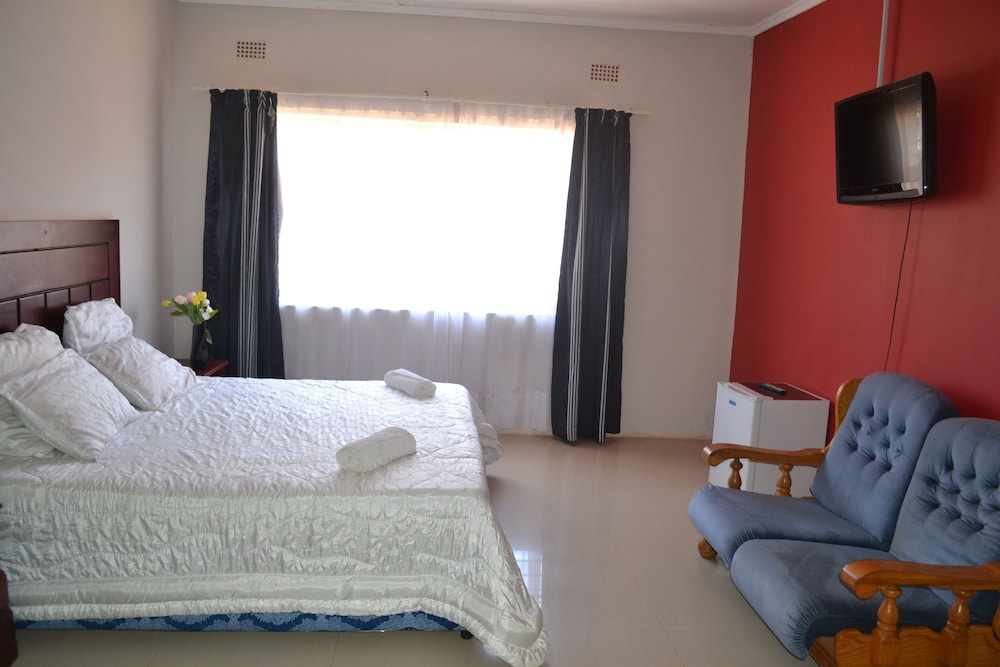 Family Double or Twin Room photo 1