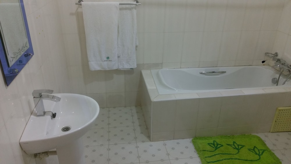 Standard Double Room photo 3