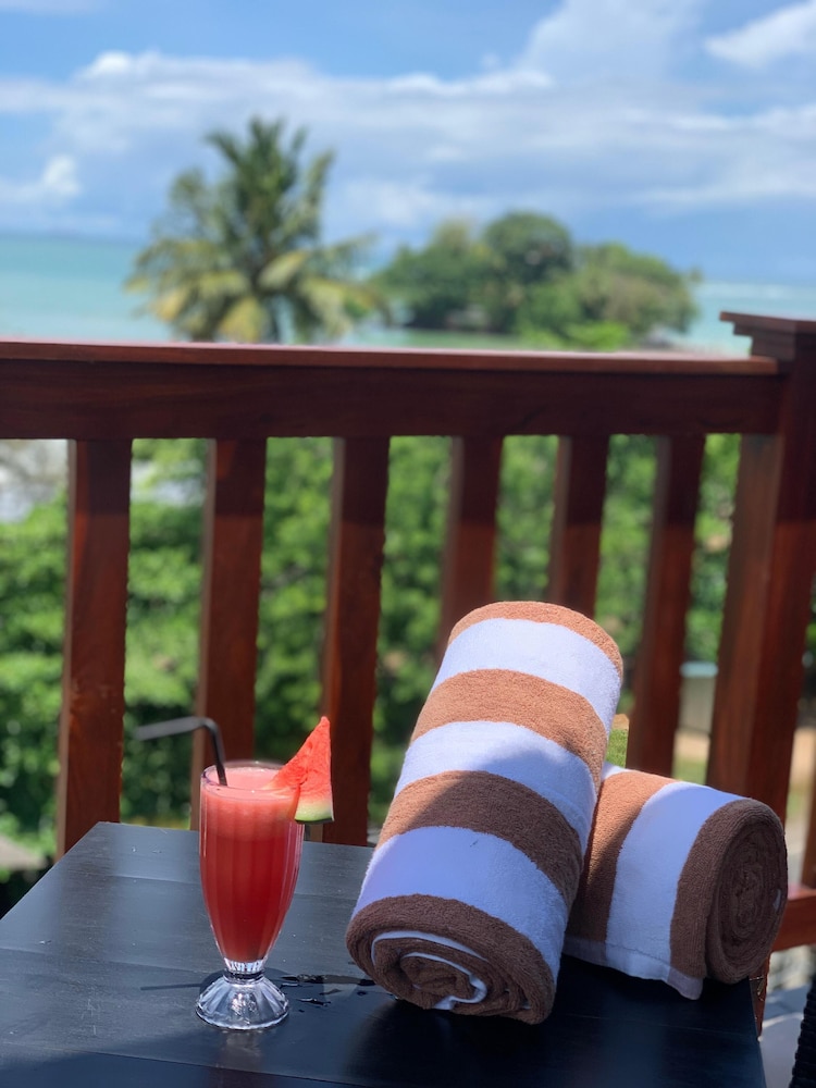 Deluxe Studio, Multiple Beds, Ocean View