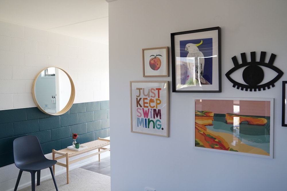 Family Room - Photo 5