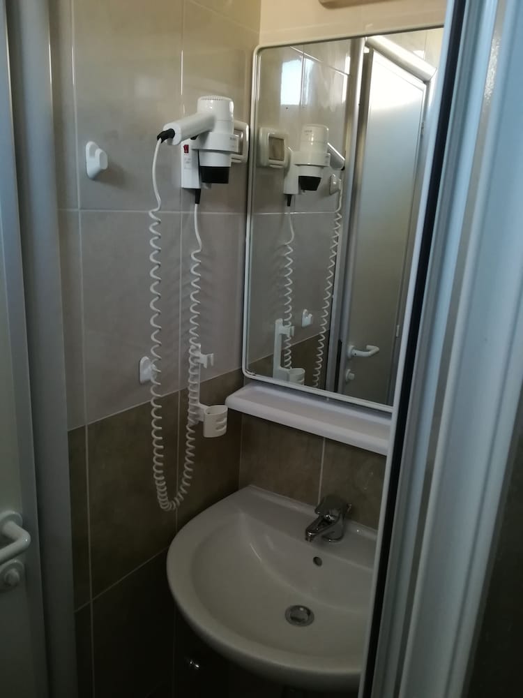 Triple Room, Balcony, Garden View photo 3