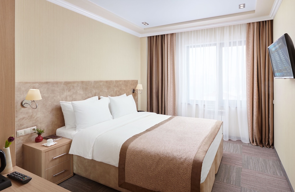 Standard Double or Twin Room photo 1