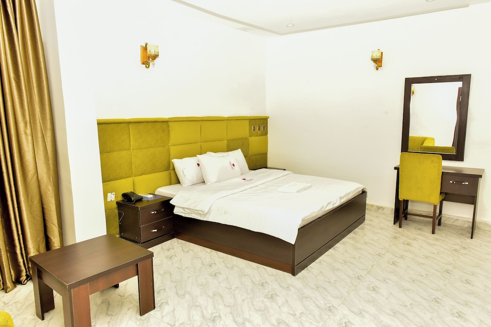 Premium Suite, Balcony, City View photo 2