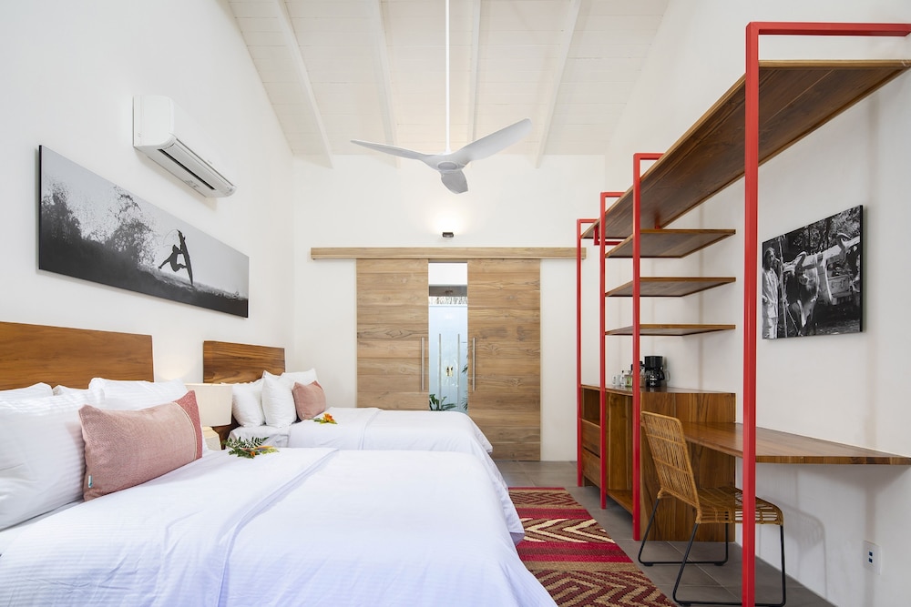 Standard Room photo 2