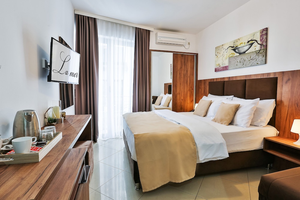 Classic Double or Twin Room - Photo 1