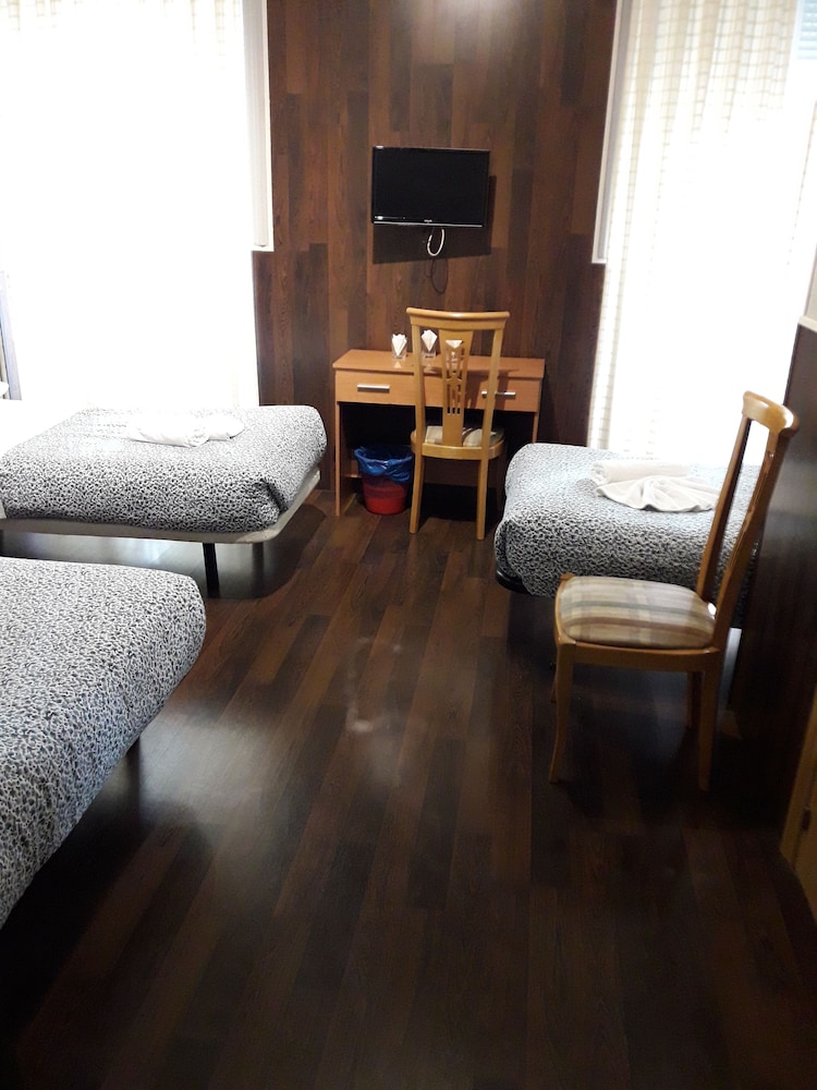 Double Room (matrimonial con cama supletoria) photo 2