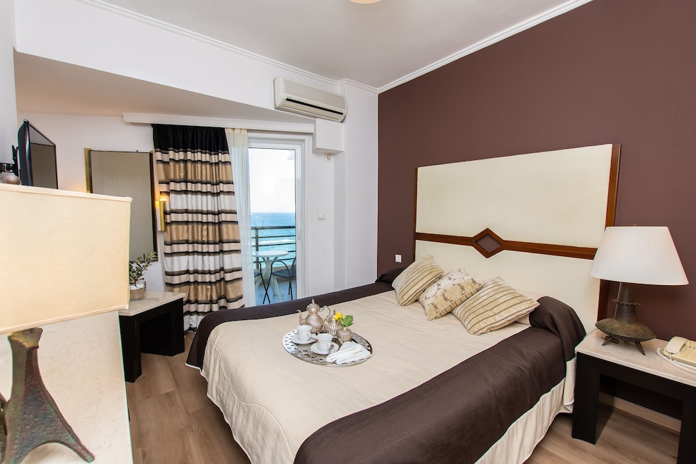 Single Room, Partial Sea View photo 3