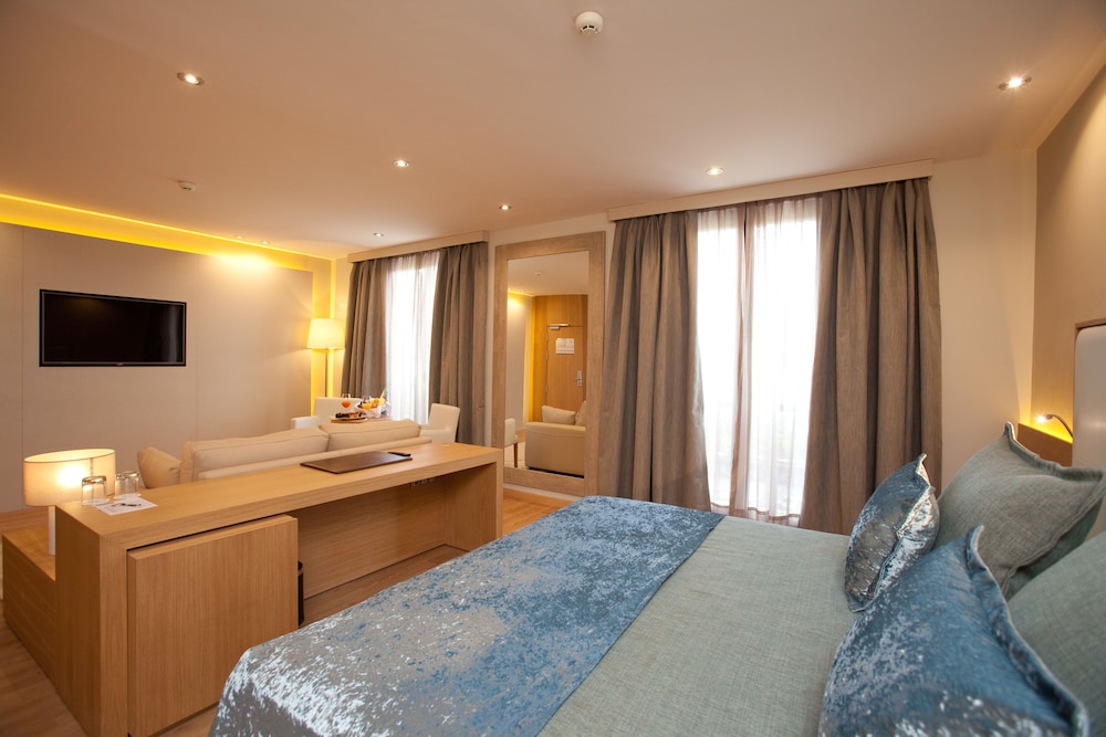 Junior Suite - Photo 2