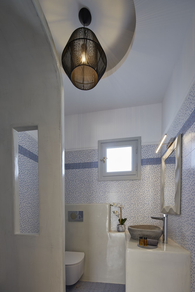 Executive Suite, Hot Tub (Outdoor) - Photo 8