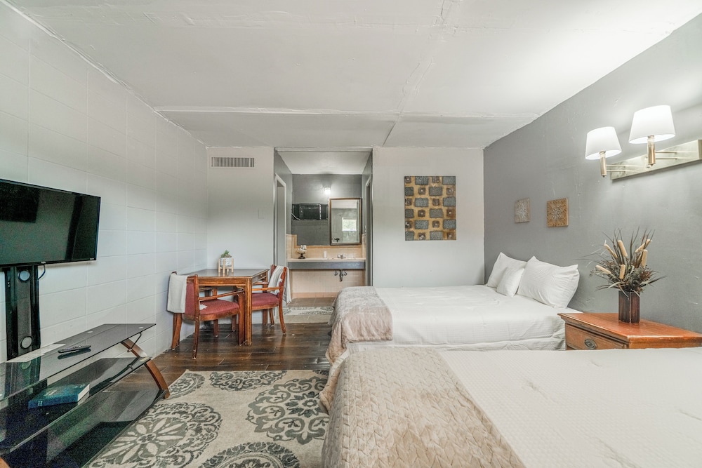 Room, 2 Double Beds, Non Smoking photo 2