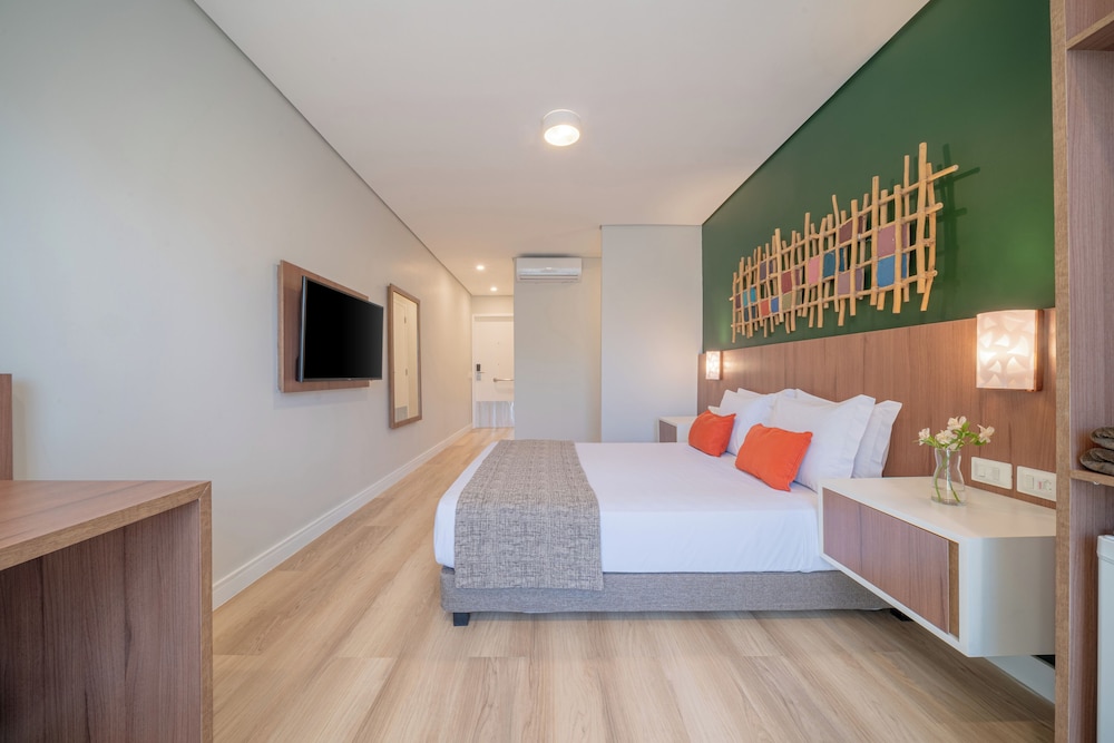 Standard Room, Mobility Accessible photo 3