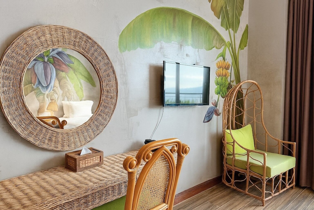 Deluxe Room, Sea View - Photo 7