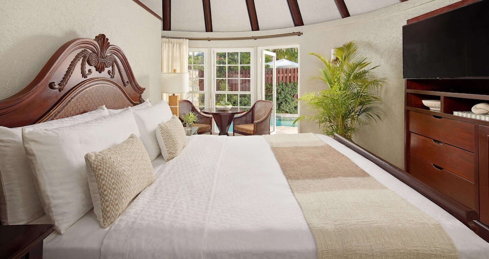 Caribbean Honeymoon Seaside Butler Suite