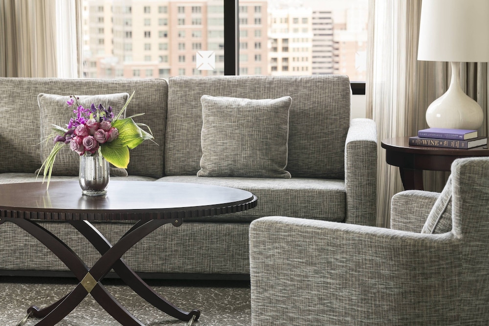 Executive Suite, 1 Bedroom (View) - Photo 7