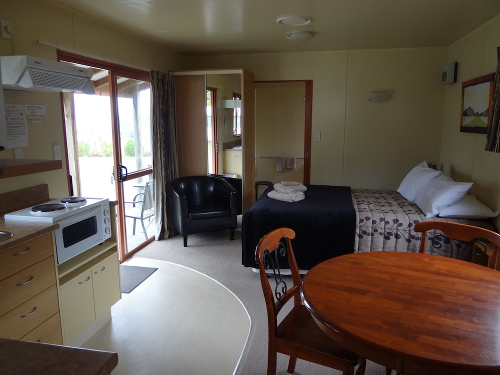 Family Apartment, 1 Bedroom, Bay View photo 3