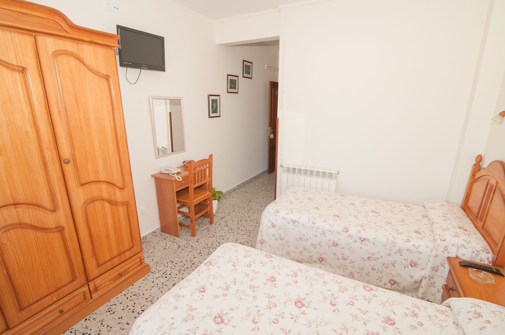 Habitación Estándar con Dos Camas Individuales