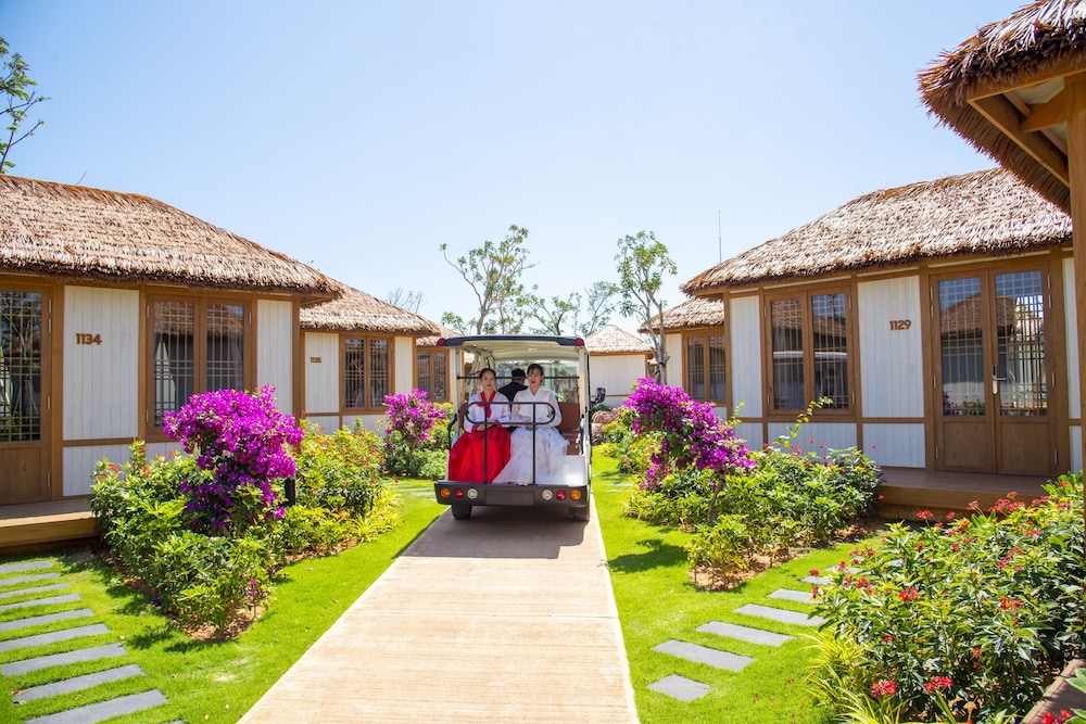 Double Bungalow - Photo 8
