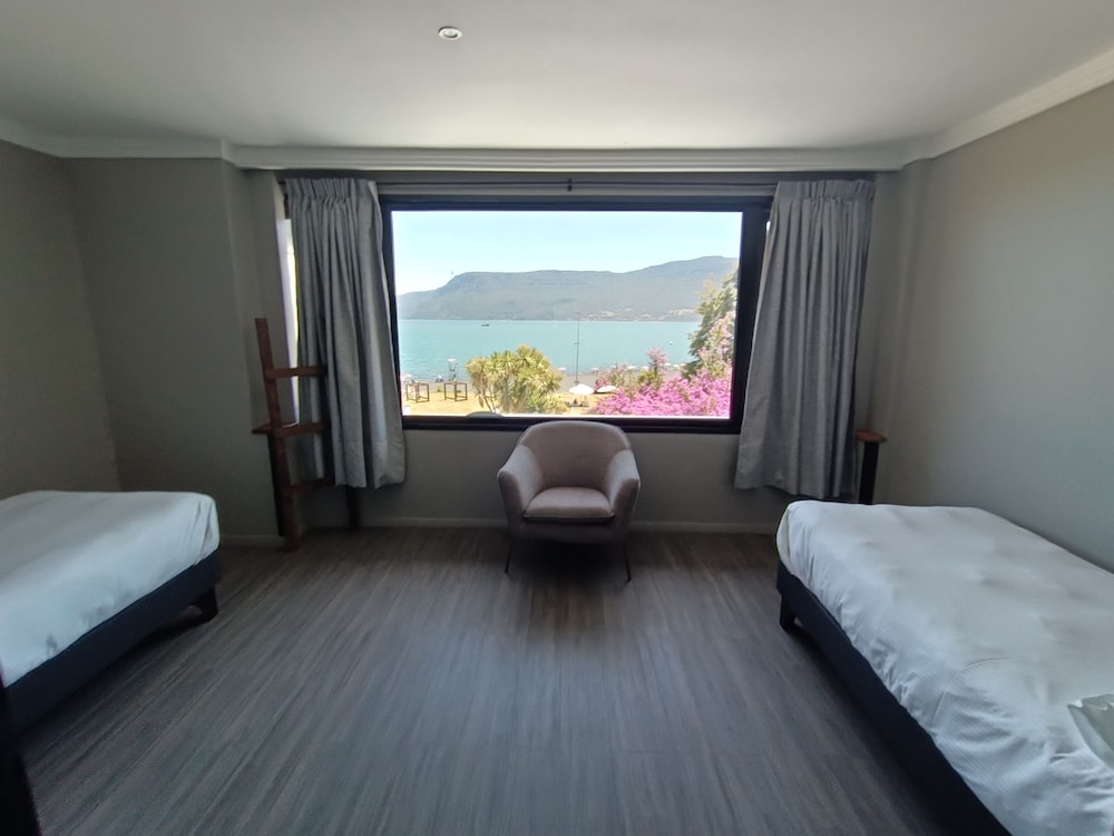Suite (Quadruple Room) photo 3