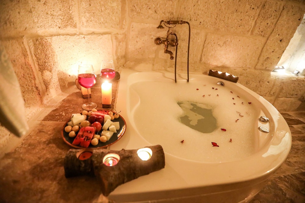 Tugra Deluxe Suite - Photo 6
