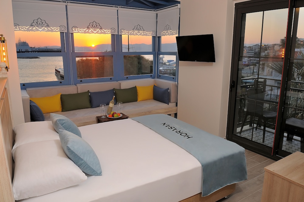 Superior Double Room, 1 Double Bed, Non Smoking, Sea View