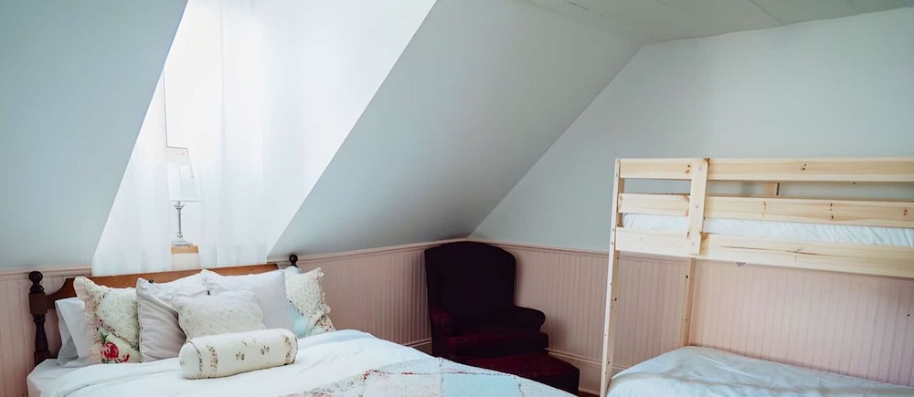 Comfort Quadruple Room, Garden View