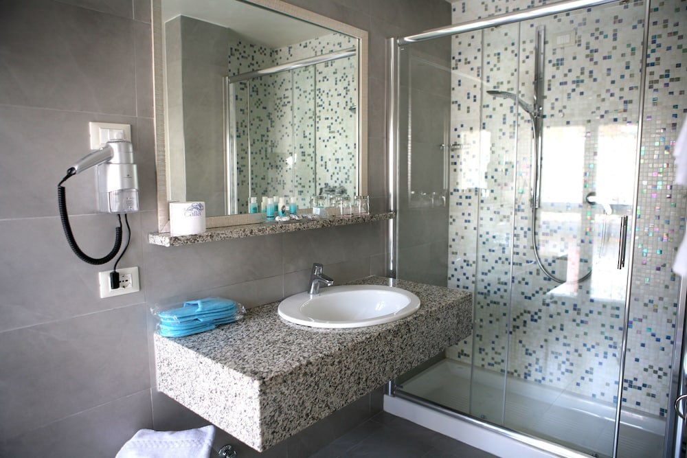 Double Room, Balcony, Lake View (Quality) - Photo 6