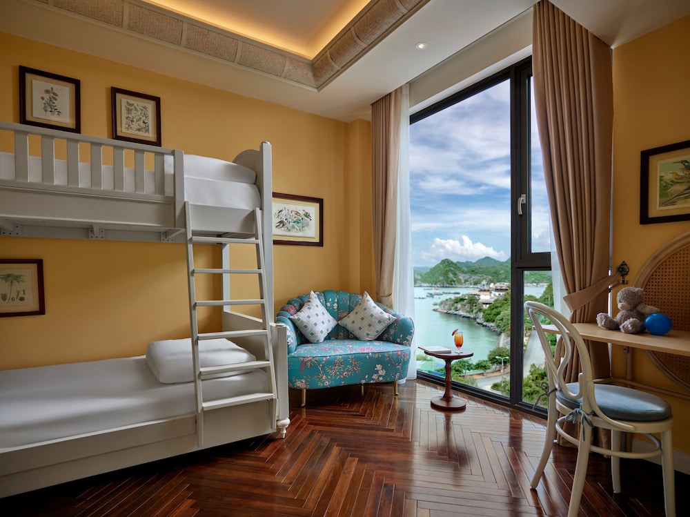 Deluxe Suite, 1 King Bed