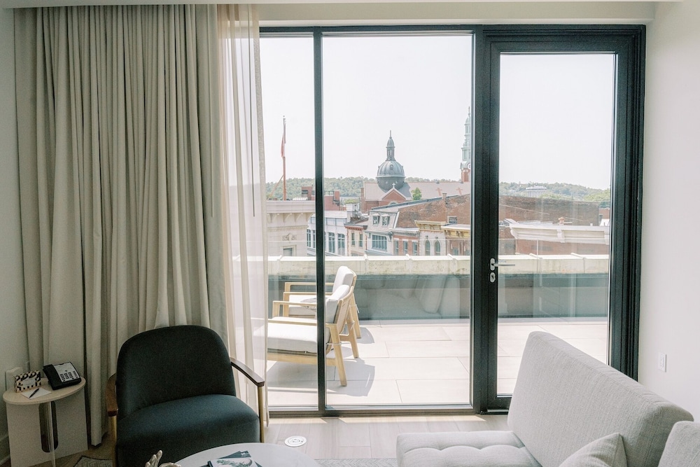 Luxury Penthouse, 2 Bedrooms, Terrace photo 3