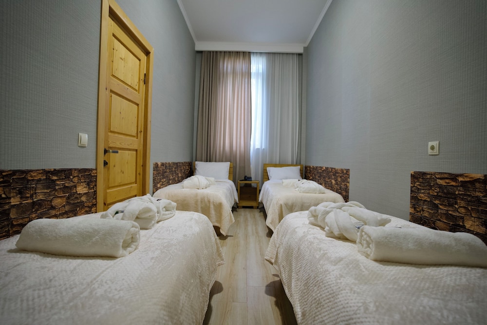 Quadruple Room, Garden View