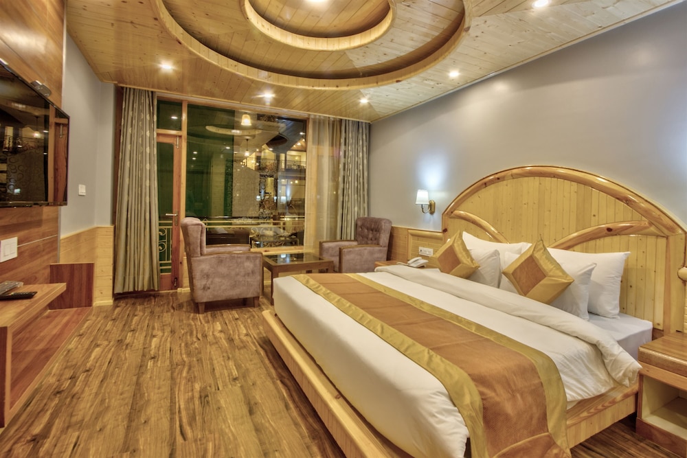 Premium Room - Photo 4