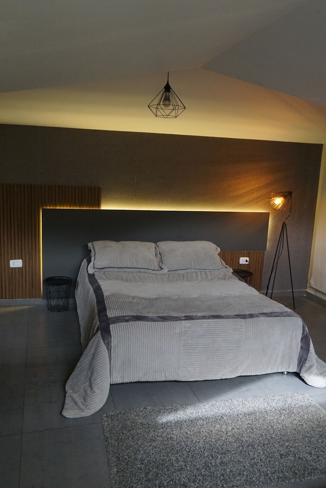 Luxury Chalet, Garden View photo 3