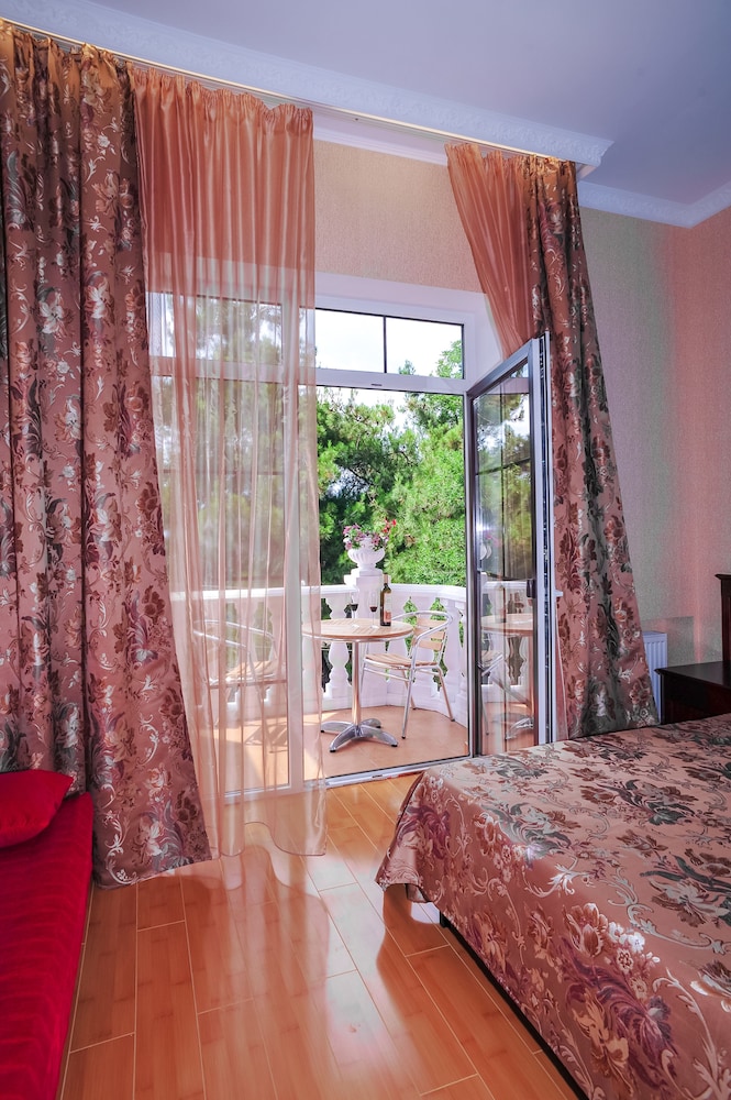 Deluxe Quadruple Room photo 3