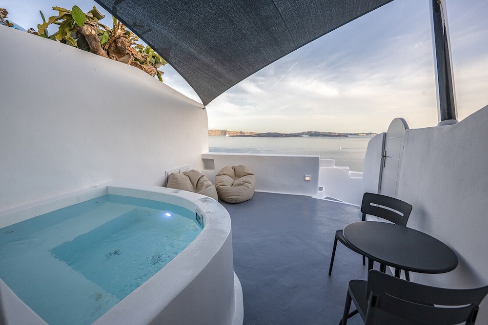 Deluxe Suite, Hot Tub, Sea View