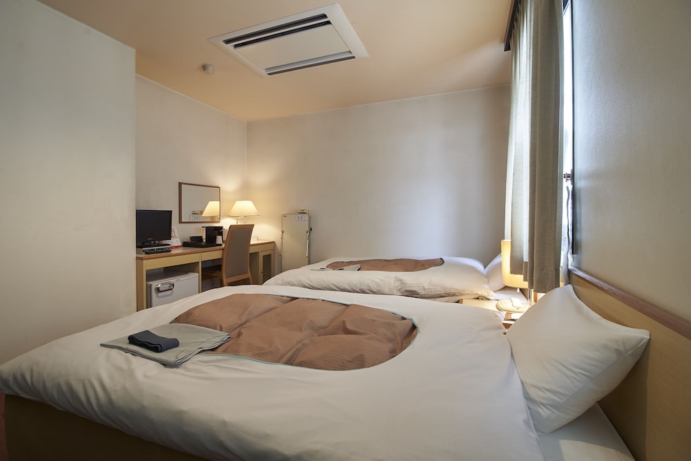 Twin Room B, Non Smoking Or Smoking (Advance Request Required) photo 3