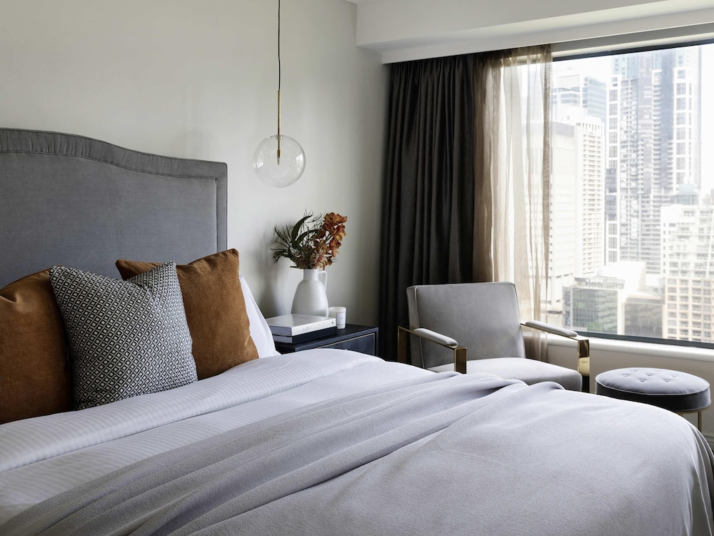Suite, 1 King Bed