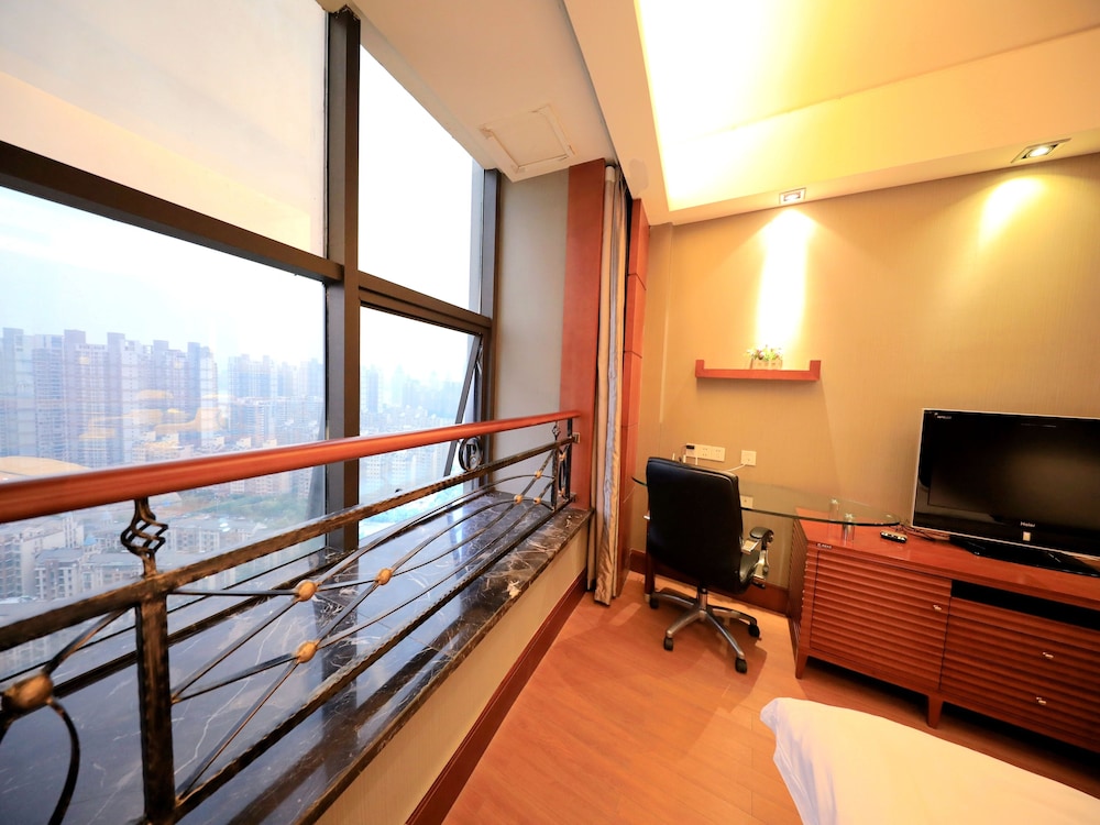 Standard Double Room, City View photo 3