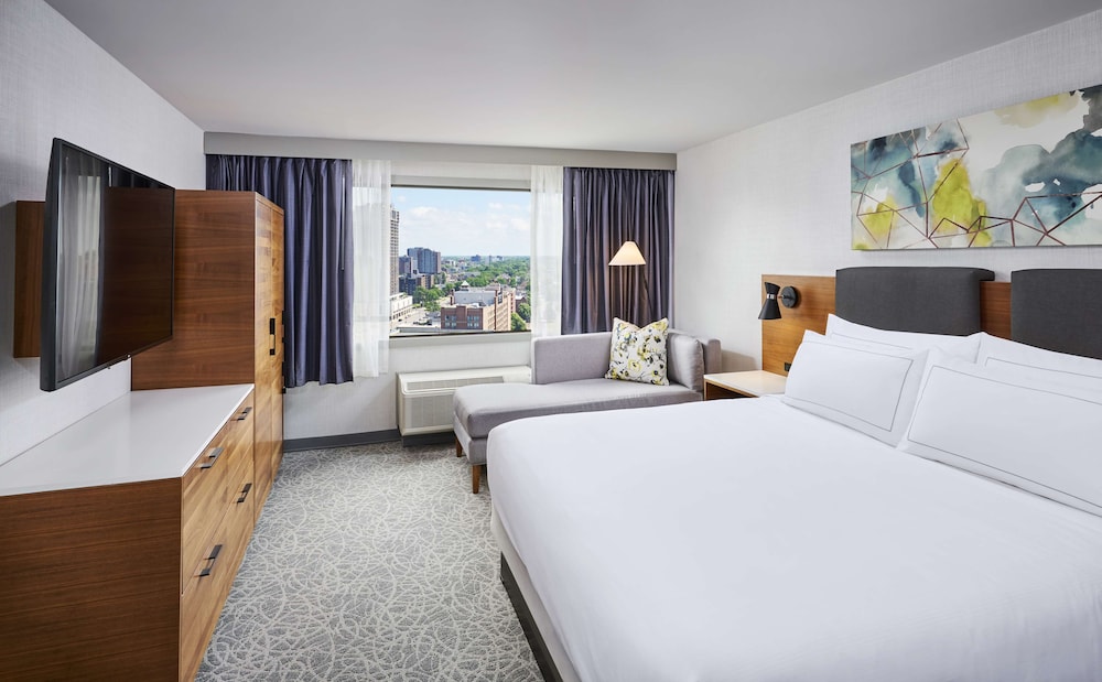 Suite, 1 King Bed (2 Rooms) - Photo 2