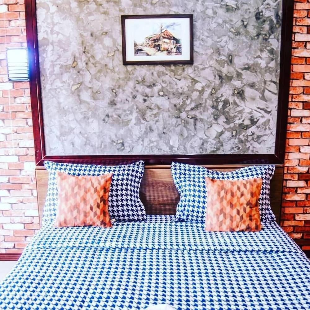 Standard Room - Photo 13