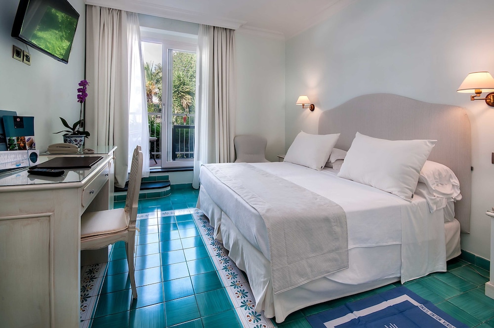 Comfort Double or Twin Room, Balcony, Sea View photo 1