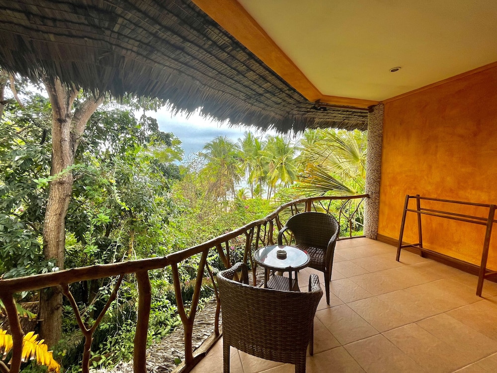 Executive Room, Garden View - Photo 10