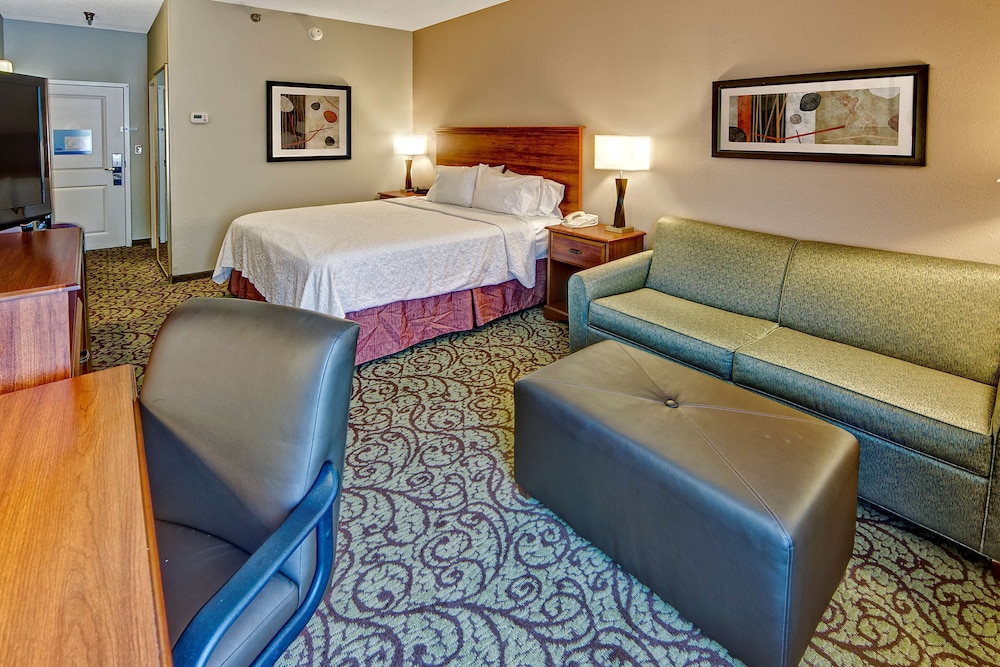 One king bed non smoking photo 2