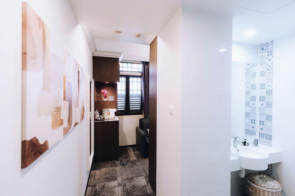 Katong Suite photo 2
