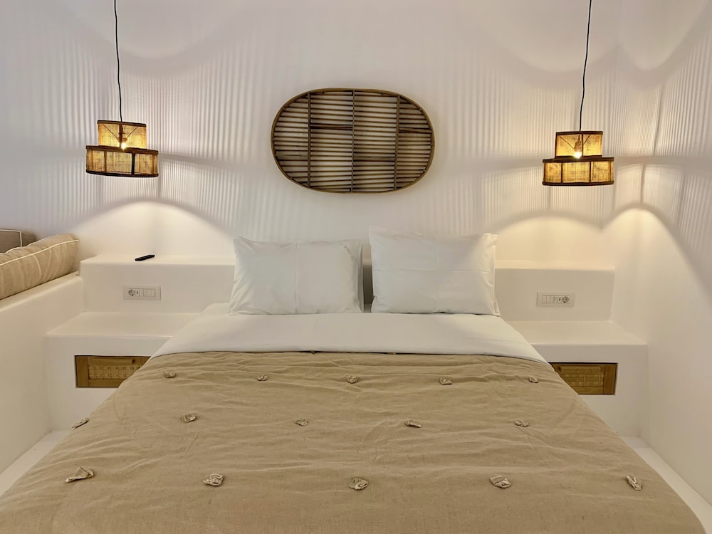 Deluxe Double Room - Photo 7