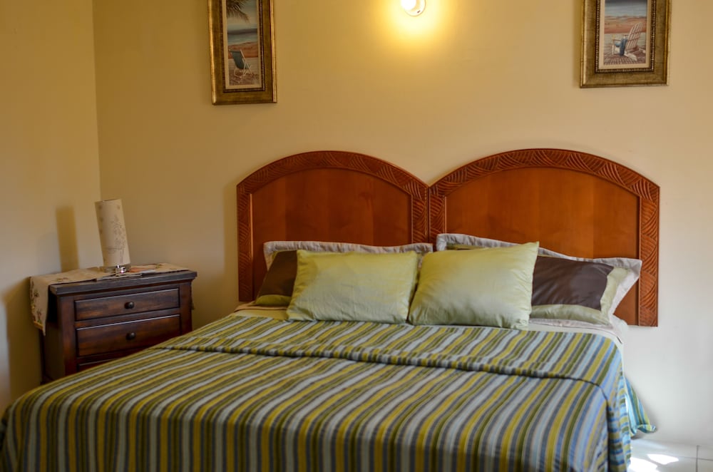 Double Room, 1 King Bed, Balcony